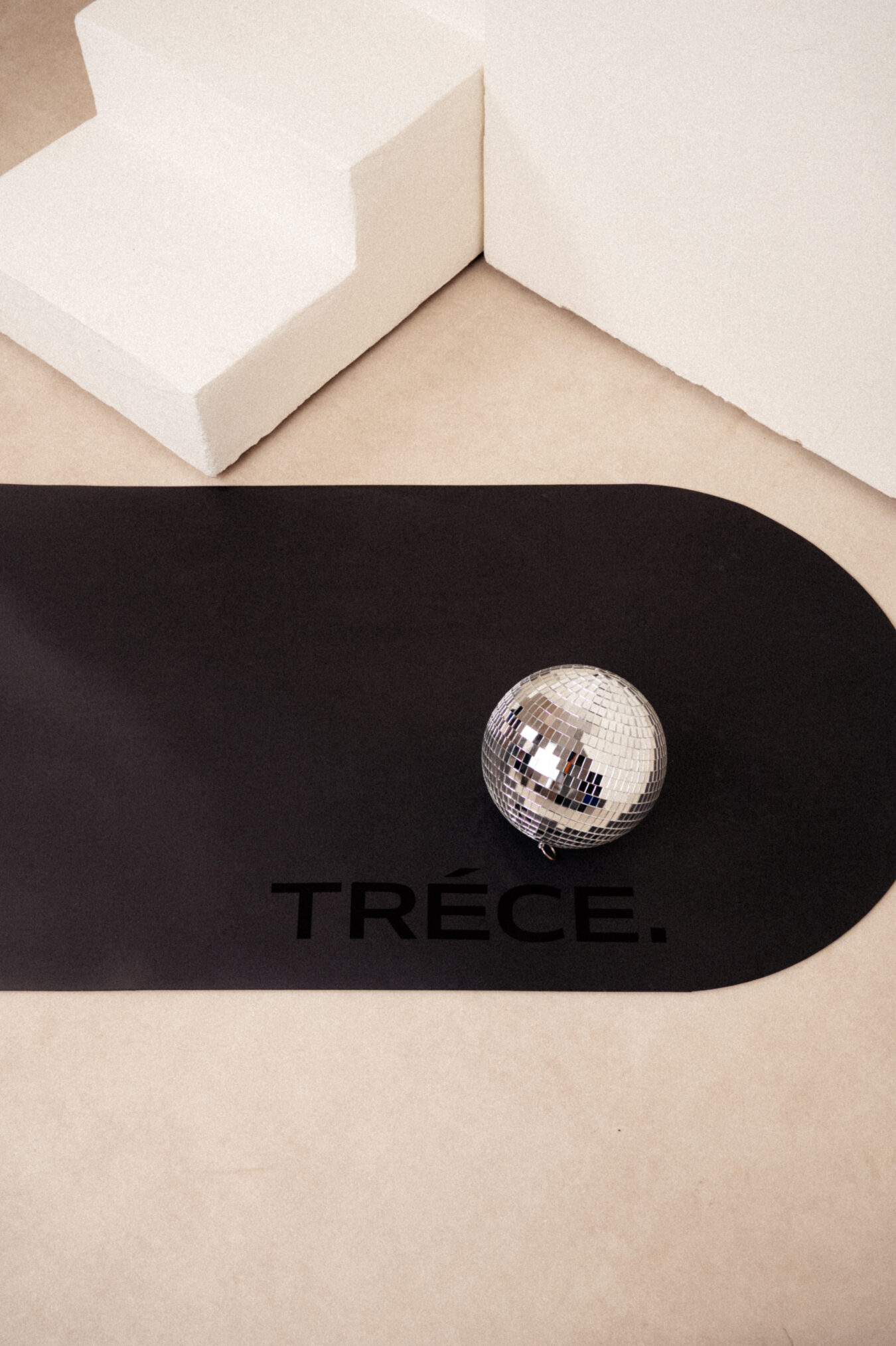MATA OVAL FROSTED 🖤W KOLORZE CZARNYM